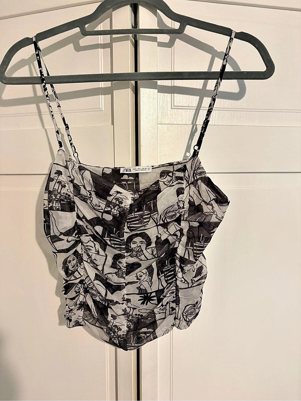 Zara Comic Print Camisole in Black & White Size Medium